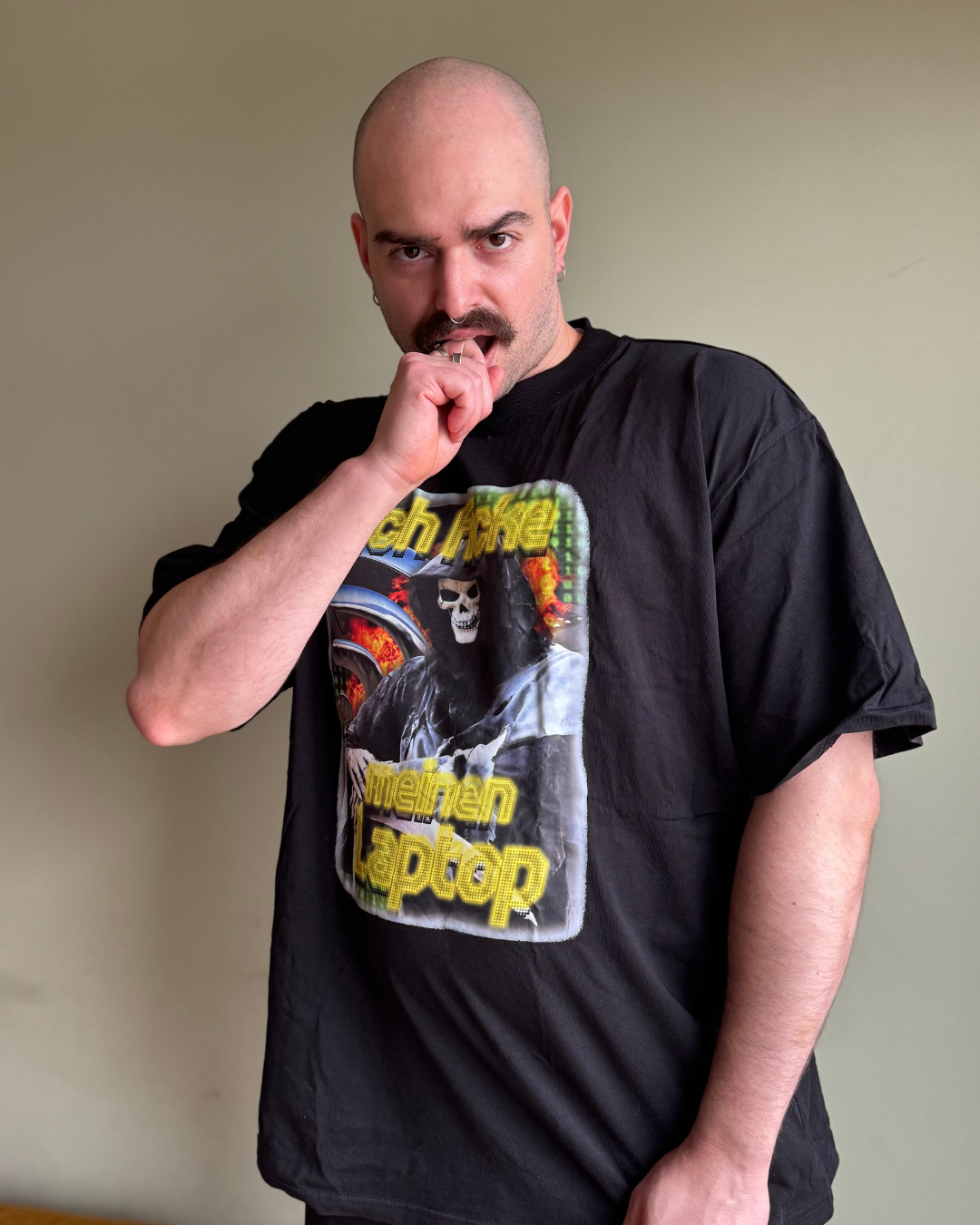 Weltraum AG Shirt – Team Laptop